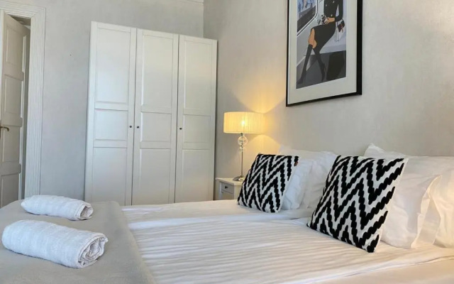 Romantic riverview bestern