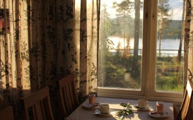 Hotel Vuollerim