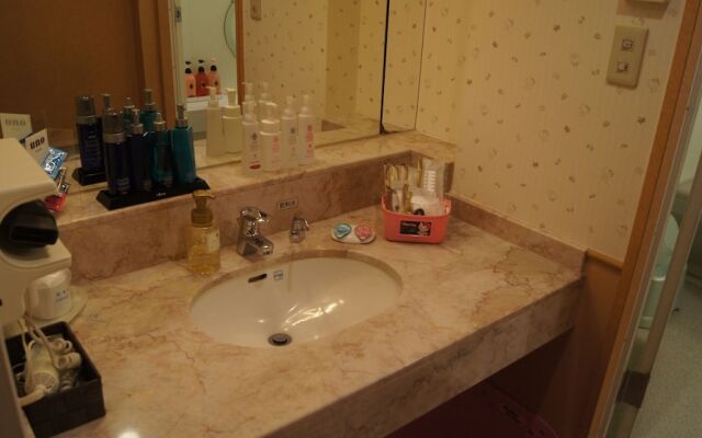 Hotel Mine - Adults Only