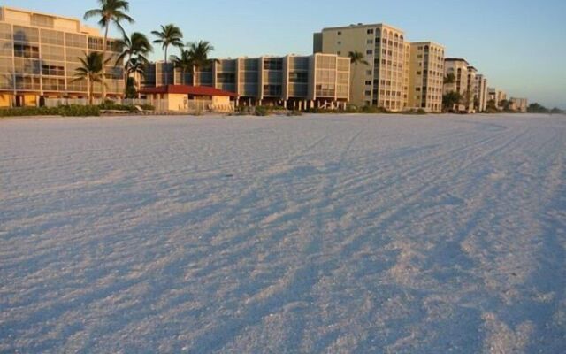 David's Dolphin Way Condo