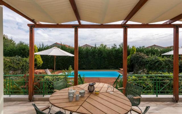 Dimitra Villa with Private Pool 250m to the beach