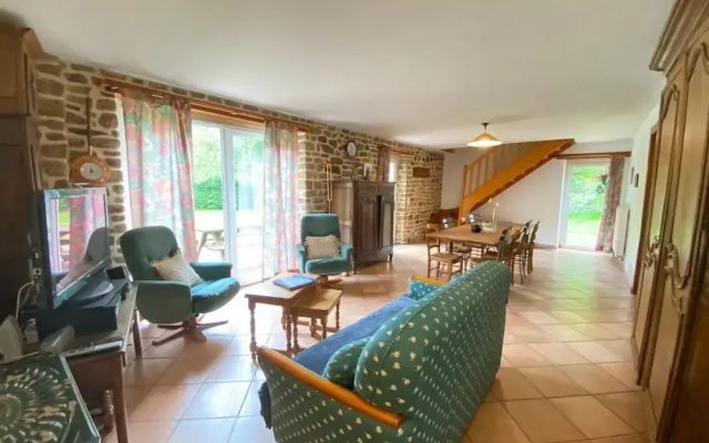 Charming Farmhouse Near the bay of Mont St Michel - фото 4