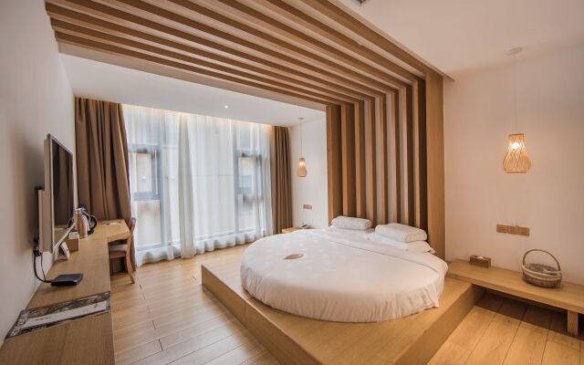 Wuyishan Ancient Street No.3 Tea Inn