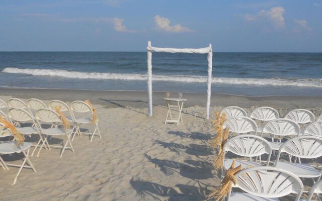 Holiday Inn Oceanfront @ Surfside Beach