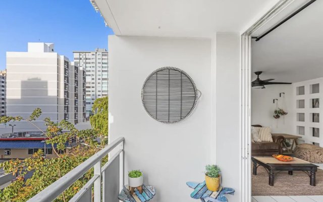 2 Bed, 2 Bath Condado Beach Apt With Parking 2 Bedroom Apts by Redawning