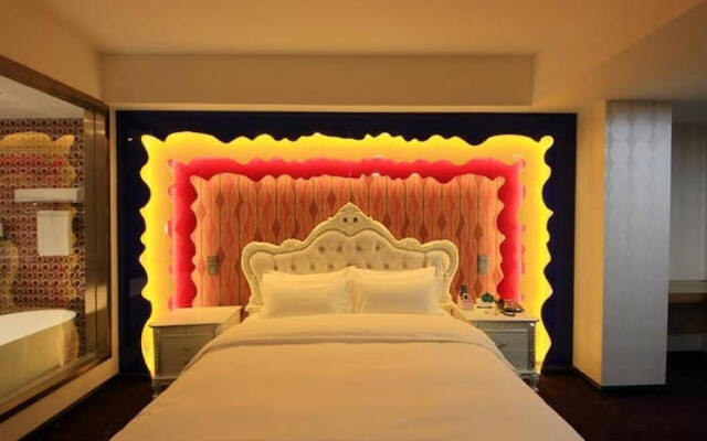 Luoyang Mubin Business Hotel