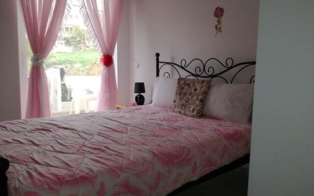 Alexiou Apartments Blue