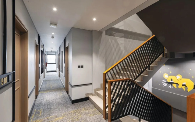 ROOMS INC Sudirman Jakarta