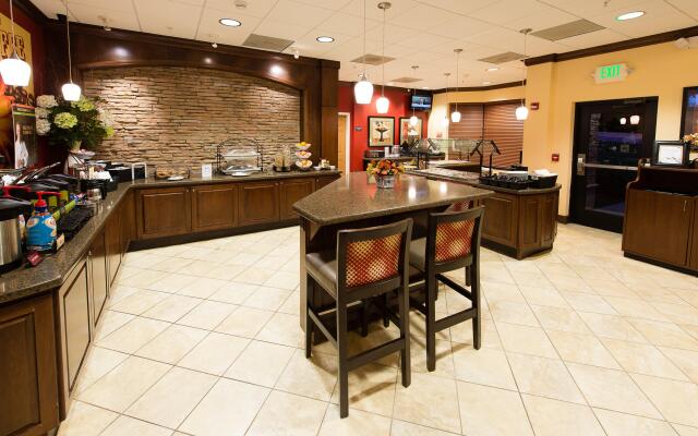 Staybridge Suites North Charleston, an IHG Hotel