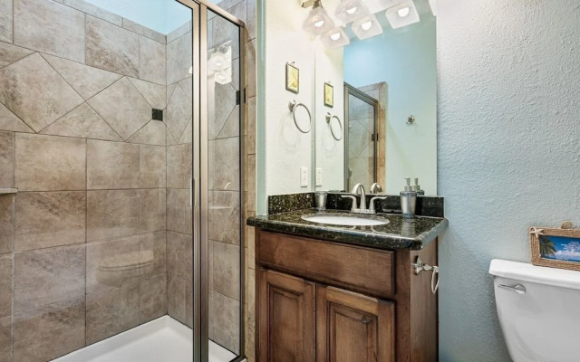 Outlaw's Inn 3 Bedroom Home