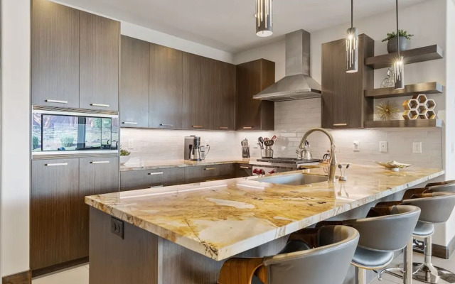 La Vista Encanto #14 4 Bedroom Home