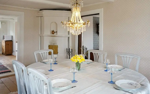 6 Person Holiday Home in Hedekas-by Traum
