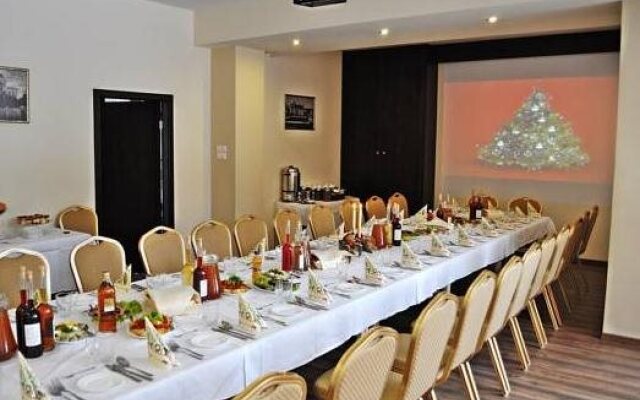 Hotel Renesans