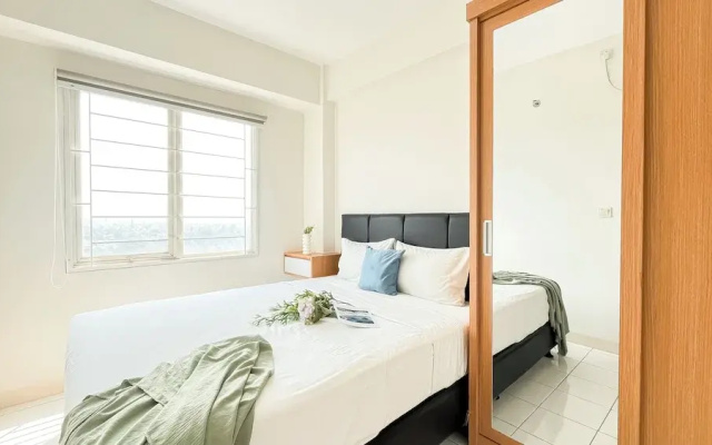 Minimalist 2Br Apartment At Podomoro Golf View