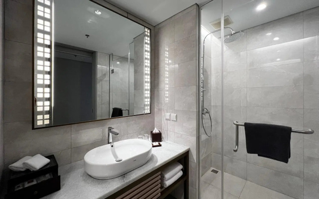 Ra Suites Simatupang