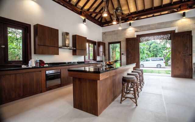 Baan Pinya Balinese Style Aonang Pool Villa