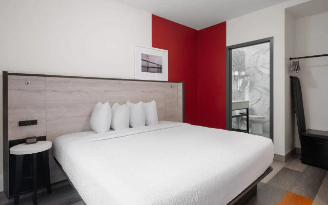 Ramada By Wyndham Brooklyn Near Flatbush