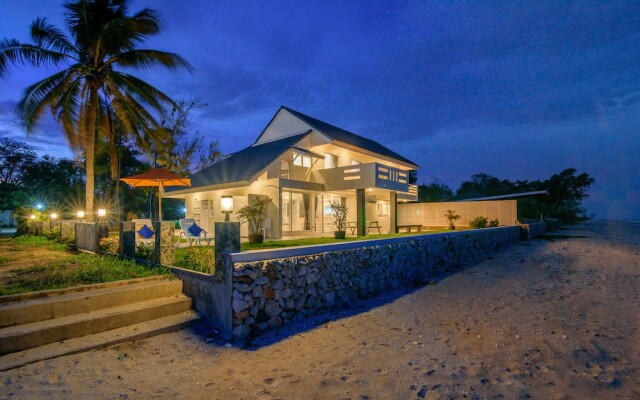 C-Shore Private Beachfront House