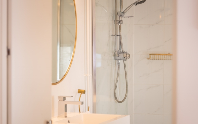 Your Apartment Redcliffe Parade No9 I Lower Ground