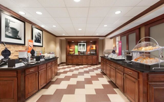 Hampton Inn & Suites Opelika - I-85 - Auburn Area