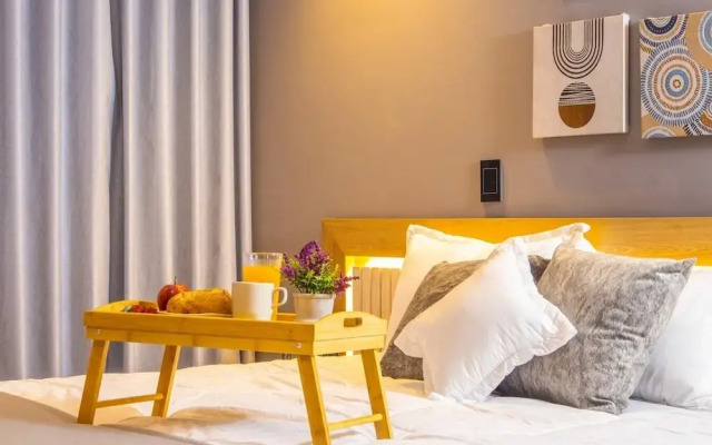 Cozy Comfort at Rosa Negra Stadio Suite