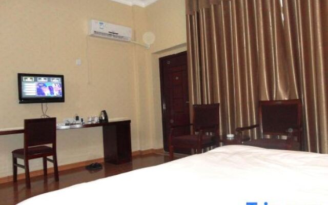 Tongfu Hotel (Hengdian Film and Television City)