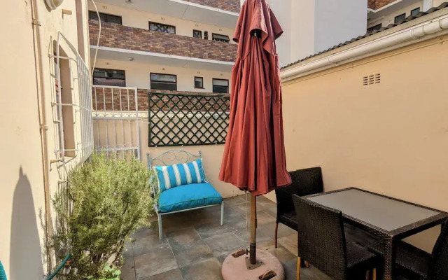 Beachside 2BD Home in the Heart of Sea Point!
