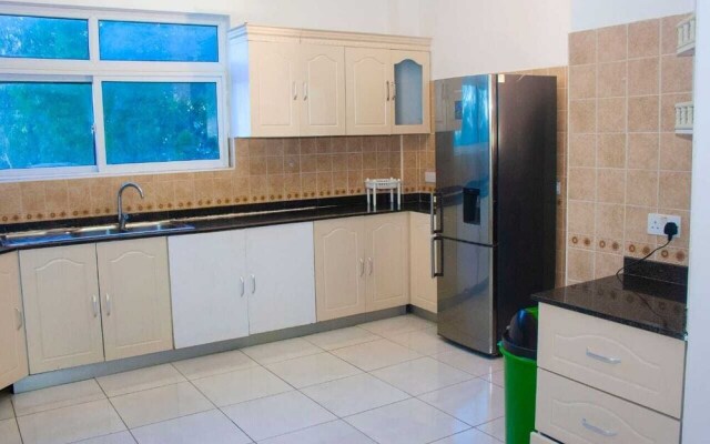 Stay.Plus Almasi Beachfront Apartments