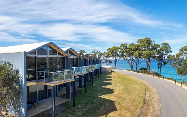 Lufra Beachside Hotel