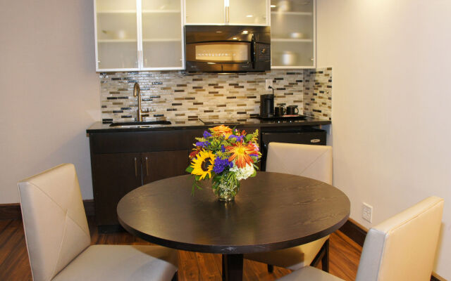 The Armon Stamford Hotel & Conference