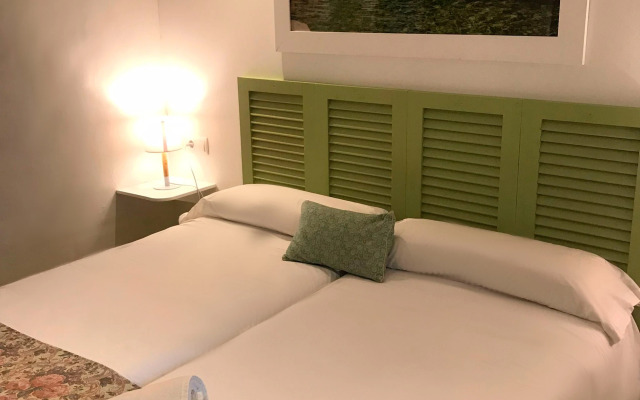 LEON DORMIDO Room & Apartments