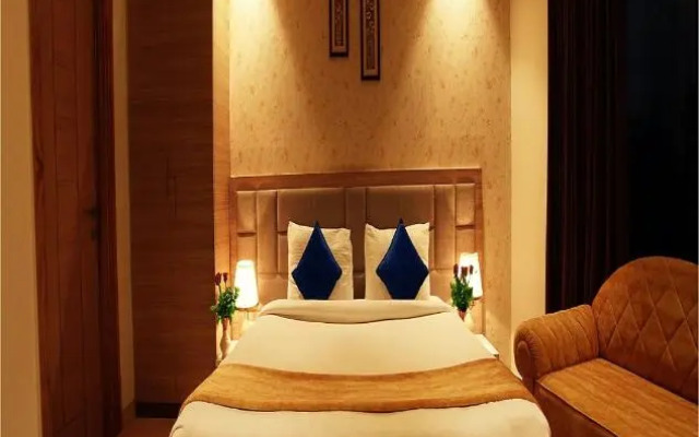 TreeHouse London Street Amritsar