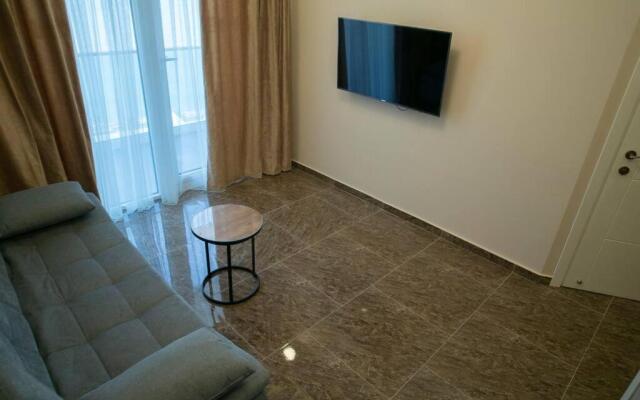 Leo Group Apartment 13-292 Sunrise Batumi