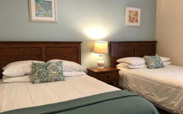 Lucaya Village 3040 #22-101