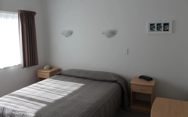 Riverview Motel – Guest Rooms – Wanganui