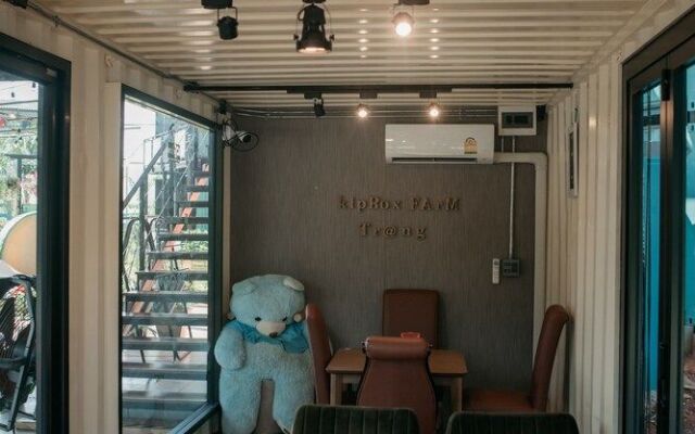 Kipbox hotel trang