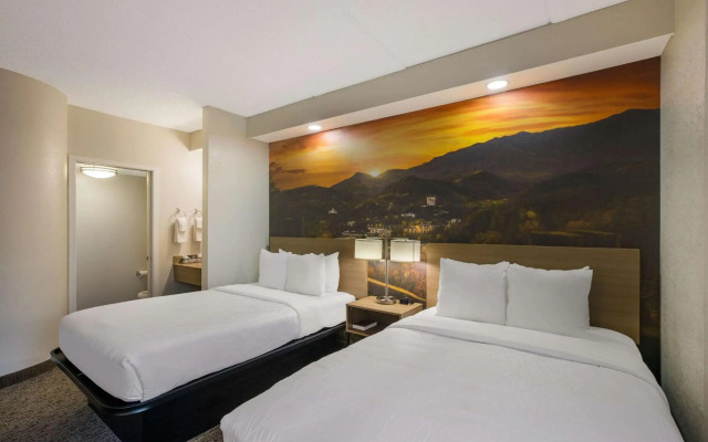 Clarion Pointe Sevierville-Pigeon Forge