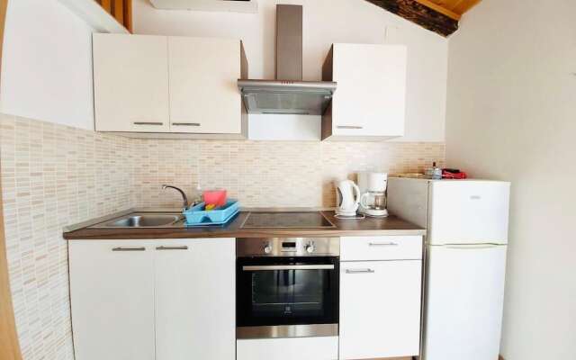 Apartments and Rooms Viskic