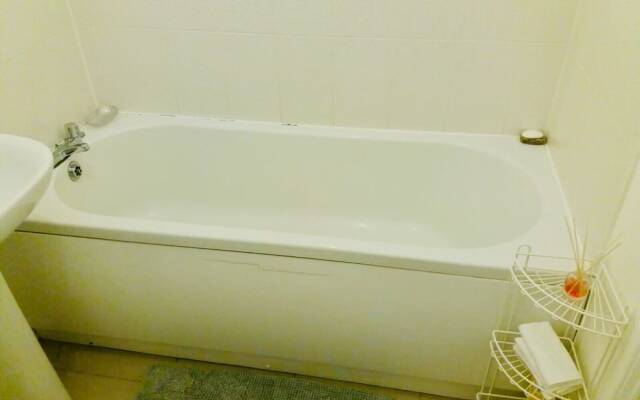 NEW 2BD Townhouse Great Location Manchester