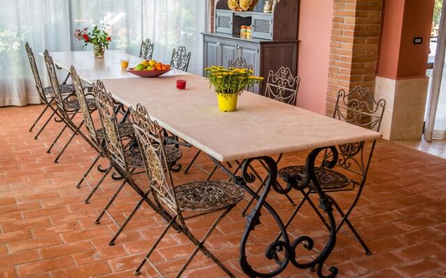 Cozy Holiday Villa in Grosseto With Swimming Pool