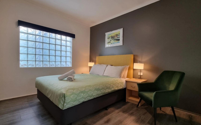 Seaview Motel and Apartments