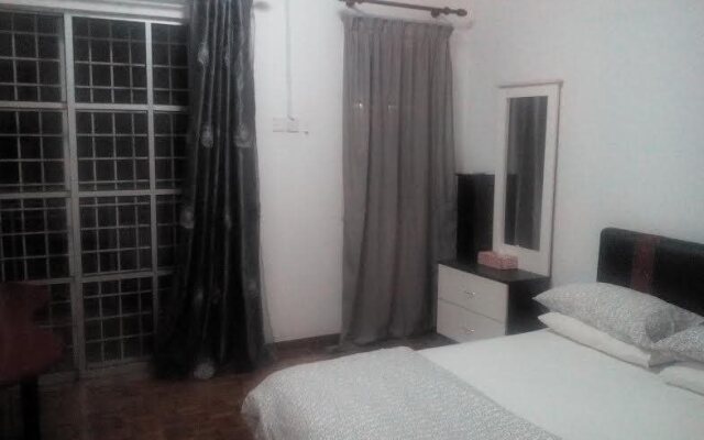 Jendelatamu 52 Homestay