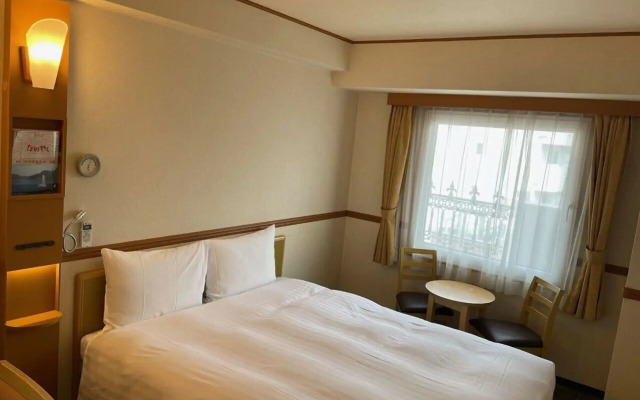 Toyoko Inn Osaka JR Noda Ekimae