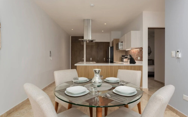 New Condo In Nice Vacation Complex - 5 People