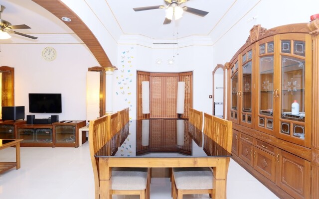 OYO Home 26153 Traditional Stay Near International Airport