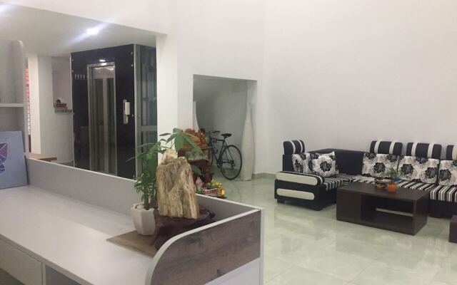 Binh Duong Hotel and Apartment