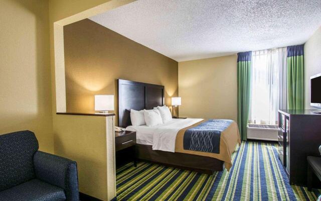 Comfort Inn & Suites Lantana - West Palm Beach South