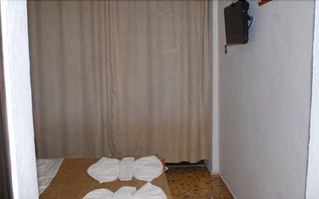 Pak Hotel