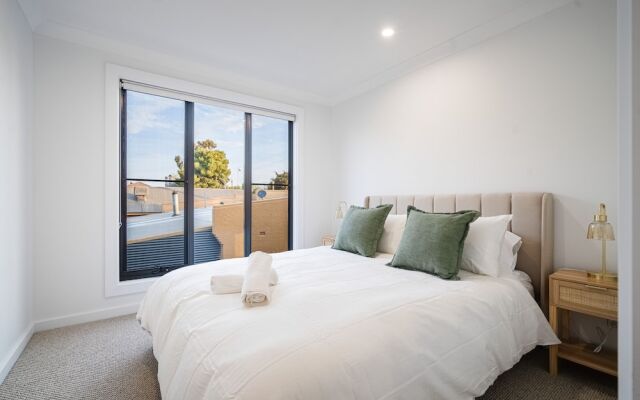 Luxury CBD Townhouse