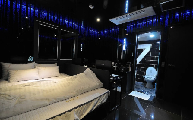 7 Motel